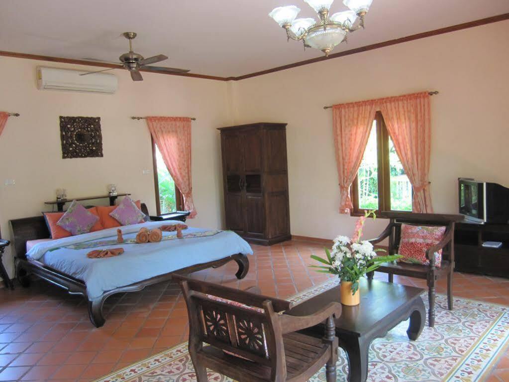 Tuna Resort Rawai Exterior photo
